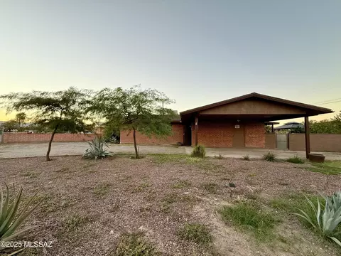 2441 N Jordan Dr, Tucson, AZ 85745