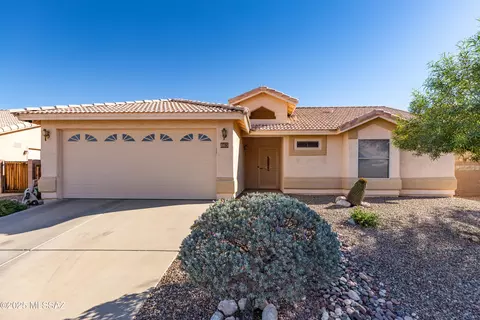 865 S Smokey Mountains Rd, Tucson, AZ 85748