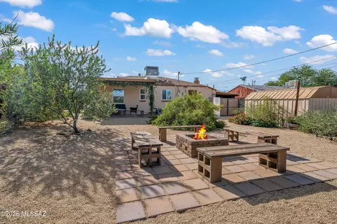 Exterior - 4619 E 6th St, Tucson, AZ 85711 photo 3 of 7