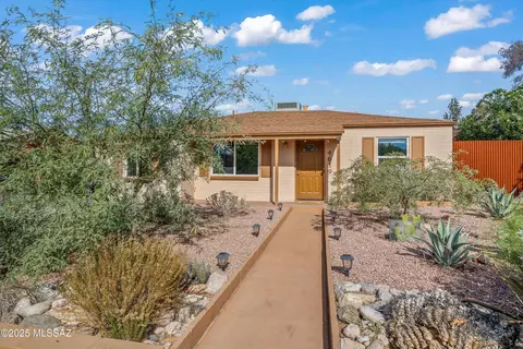 Exterior - 4619 E 6th St, Tucson, AZ 85711 photo 2 of 7