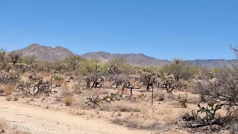 14454 S Ezra Pl, Tucson, AZ 85736