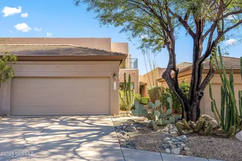 6118 N Running Deer Cir, Tucson, AZ 85750