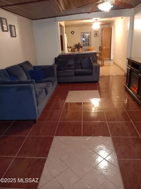 Living - 426 E Blacklidge Dr, Tucson, AZ 85705 photo 2 of 2