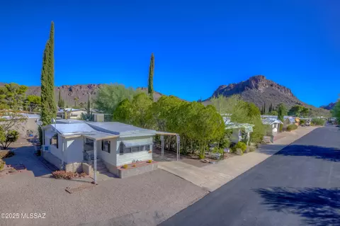 5482 W Circle Z St, Tucson, AZ 85713