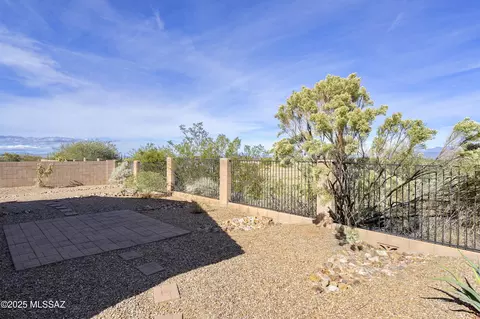 Exterior - 177 E Sycamore View Rd, Vail, AZ 85641 photo 7 of 8