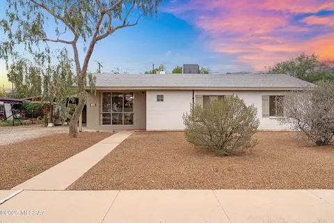 824 S Catalina Ave, Tucson, AZ 85711