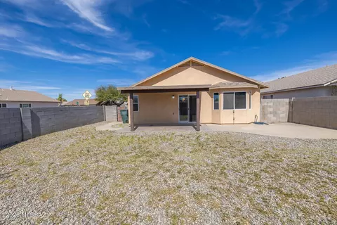 Exterior - 6450 E Cyclone Dr, Tucson, AZ 85730 photo 5 of 6