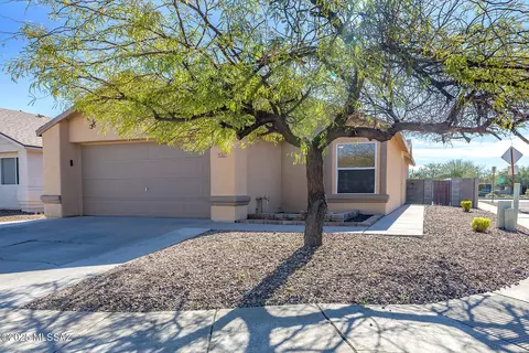 Exterior - 6450 E Cyclone Dr, Tucson, AZ 85730 photo 6 of 6