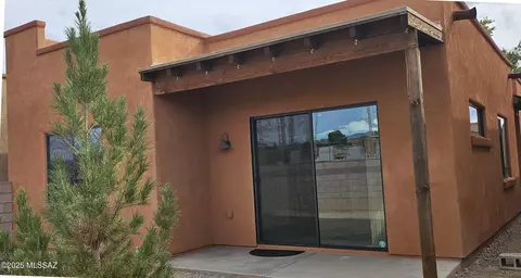 8764 E Perry Park Cir, Tucson, AZ 85730