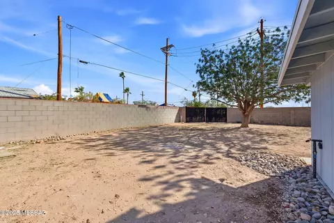 Exterior - 3916 E Dover Stra, Tucson, AZ 85706 photo 6 of 6