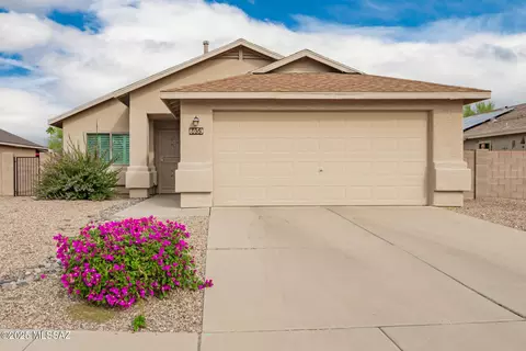 8059 E Sundew Dr, Tucson, AZ 85710