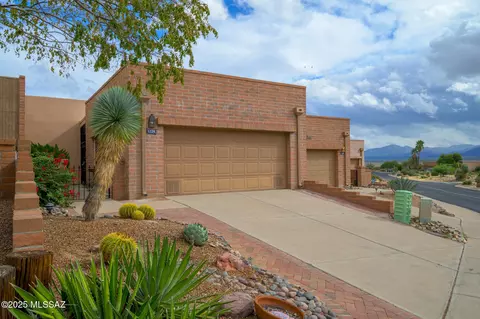 1236 W Camino Del Pato, Green Valley, AZ 85622