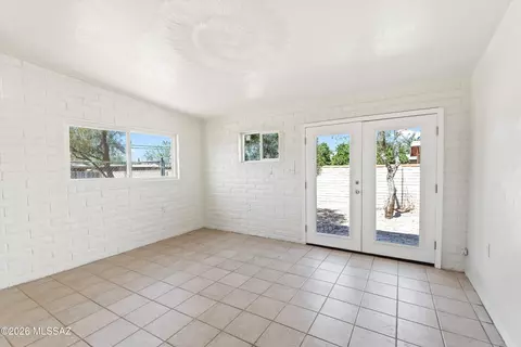 Other - 802 E Graybill Dr, Tucson, AZ 85719 photo 10 of 12