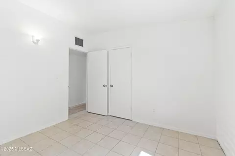 Other - 802 E Graybill Dr, Tucson, AZ 85719 photo 8 of 12