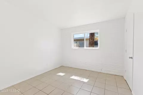 Other - 802 E Graybill Dr, Tucson, AZ 85719 photo 9 of 12