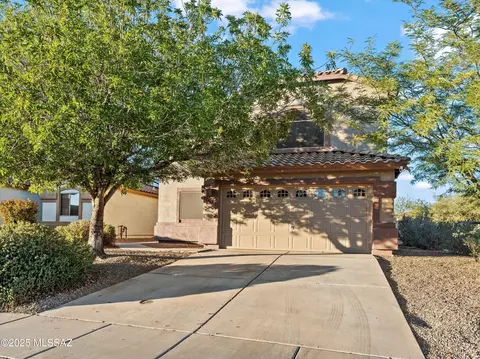 726 W Calle Ormino, Sahuarita, AZ 85629