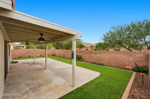 Exterior - 512 E Cactus Mountain Dr, Vail, AZ 85641 photo 4 of 8