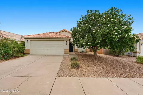 Exterior - 512 E Cactus Mountain Dr, Vail, AZ 85641 photo 2 of 8