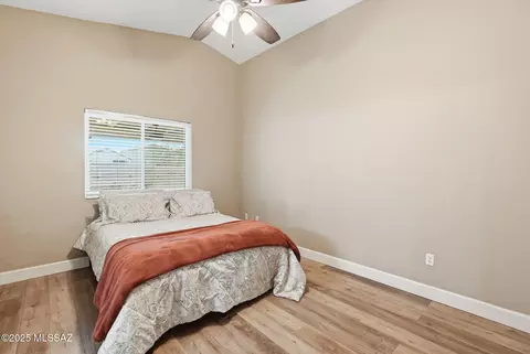 Bedroom - 512 E Cactus Mountain Dr, Vail, AZ 85641 photo 3 of 3