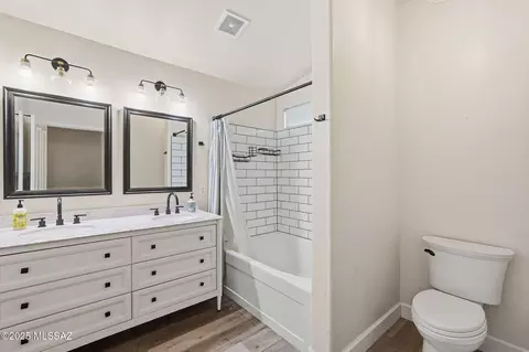 Bath - 512 E Cactus Mountain Dr, Vail, AZ 85641 photo 2 of 3