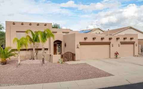 1681 E Moonshroud Dr, Oro Valley, AZ 85737
