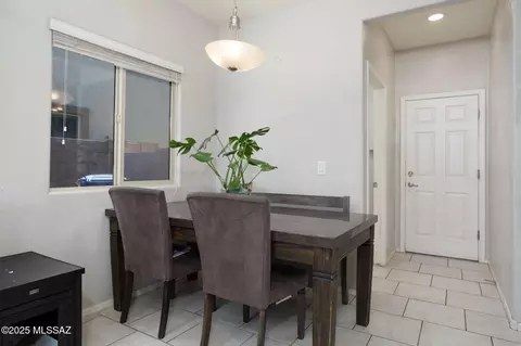 Dining - 8845 E Abrams Loop, Tucson, AZ 85710 photo 1 of 1