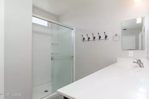 Bath - 8845 E Abrams Loop, Tucson, AZ 85710 photo 1 of 3