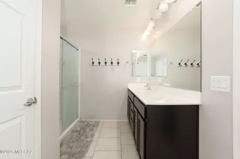 Entry Way - 8845 E Abrams Loop, Tucson, AZ 85710 photo 6 of 7