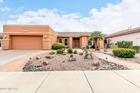 4673 S Golden Arrow Dr, Green Valley, AZ 85622