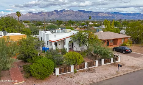 1033 E Waverly St, Tucson, AZ 85719