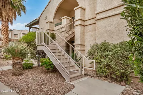 101 S Players Club Dr #22201, Tucson, AZ 85745