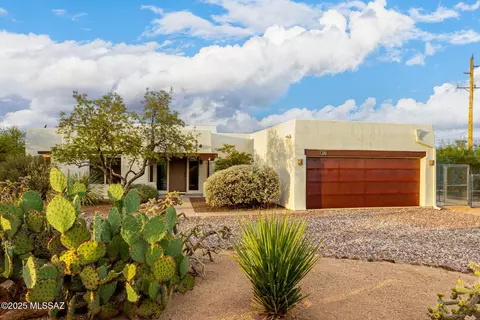 3161 E Cardenas Dr, Vail, AZ 85641