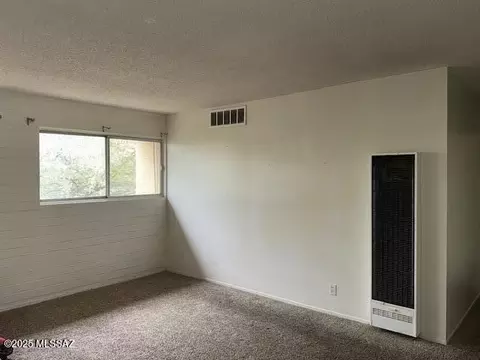 1745 S Jones Blvd #K208, Tucson, AZ 85713