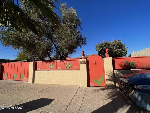 425 E 35th St, Tucson, AZ 85713