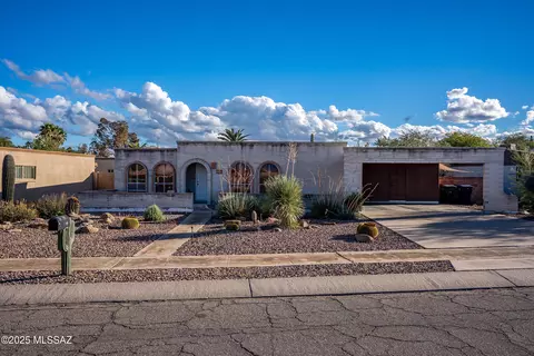 442 N Bull Run Dr, Tucson, AZ 85748