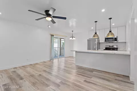 1600 N Wilmot Rd #259, Tucson, AZ 85712