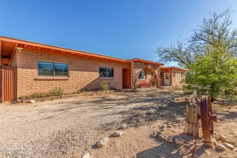4180 N Bidahochi Dr, Tucson, AZ 85749
