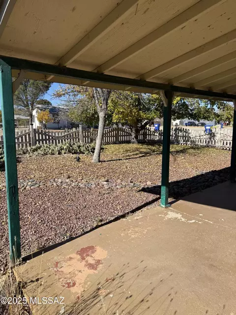 Exterior - 341 S Lawson Ln, Willcox, AZ 85643 photo 4 of 6