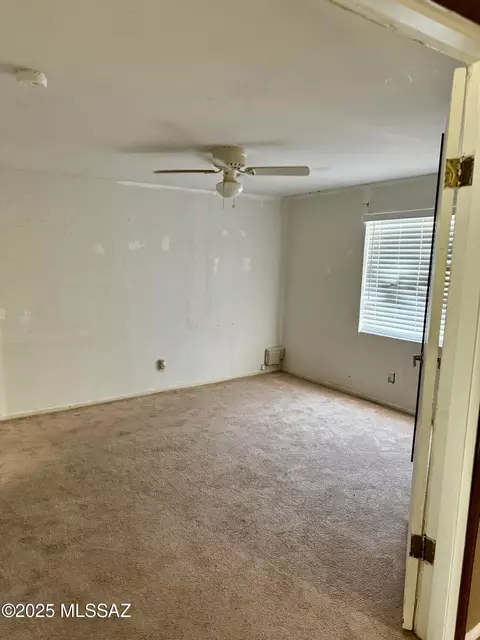Bedroom - 341 S Lawson Ln, Willcox, AZ 85643 photo 1 of 3