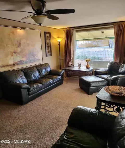 Living - 341 S Lawson Ln, Willcox, AZ 85643 photo 1 of 3