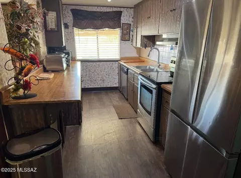 Kitchen - 341 S Lawson Ln, Willcox, AZ 85643 photo 1 of 3