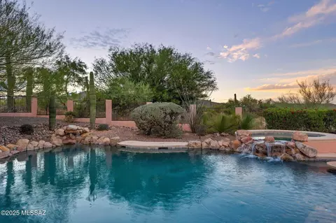 3276 W Tumamoc Dr, Tucson, AZ 85745