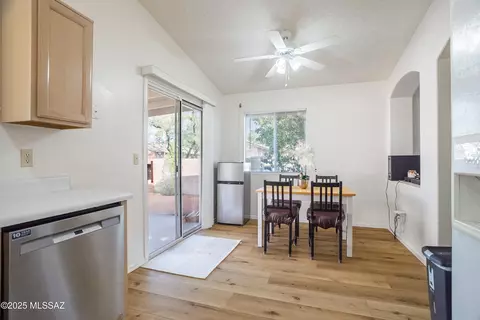 Dining - 8845 E Apple Tree Dr, Tucson, AZ 85730 photo 1 of 4