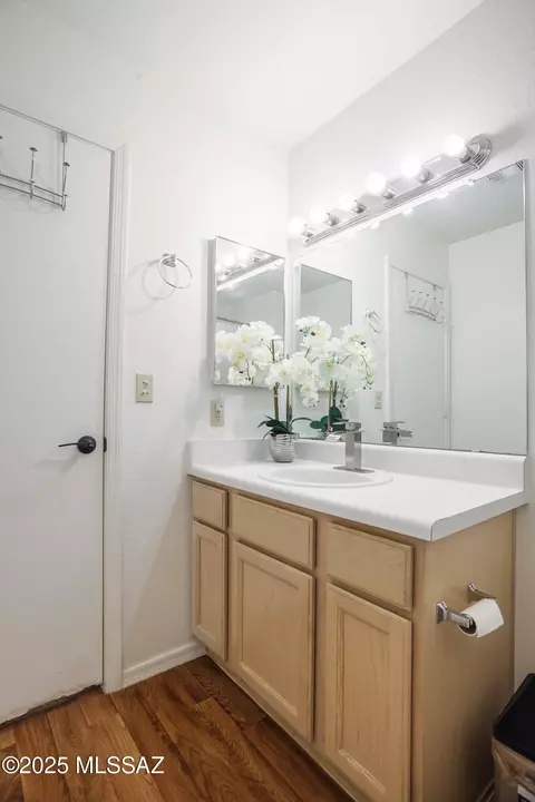 Bath - 8845 E Apple Tree Dr, Tucson, AZ 85730 photo 3 of 6