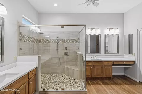 Bath - 62159 E Iron Crest Dr, Tucson, AZ 85739 photo 2 of 5