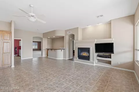 Living - 62159 E Iron Crest Dr, Tucson, AZ 85739 photo 7 of 7