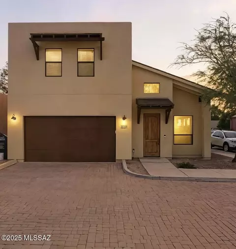 3062 N Presidio Park Pl, Tucson, AZ 85716
