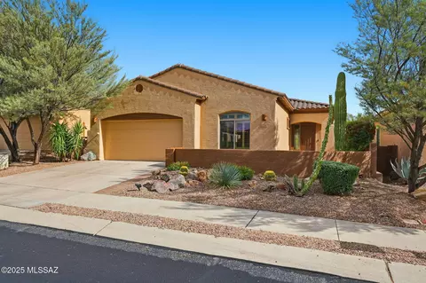 12580 N New Reflection Dr, Marana, AZ 85658