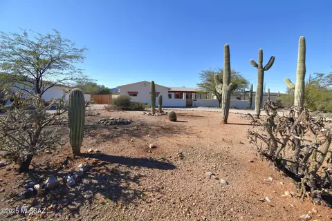 3705 W Ironwood Hills Dr, Tucson, AZ 85745