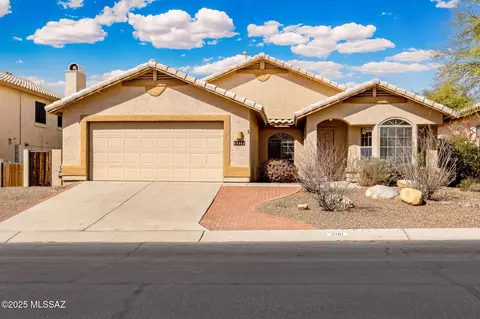 11161 N Par Dr, Oro Valley, AZ 85737